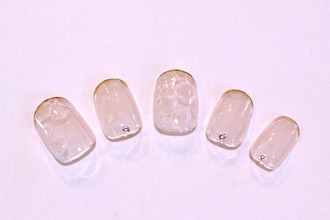 シースルーフラワー＆細ラメフレンチ