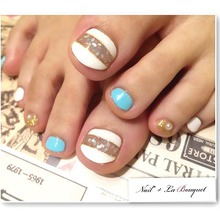 涼しげ　クリアシェルネイル