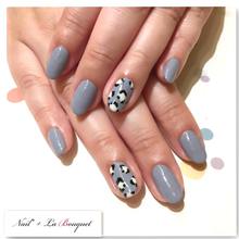 ワンカラー×レオパード柄 ネイル